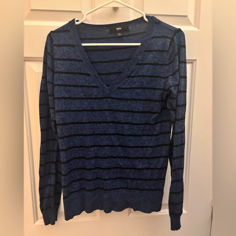 🎆5 for $25 Mossimo Long Sleeve Striped V-neck Lightweight Sweater